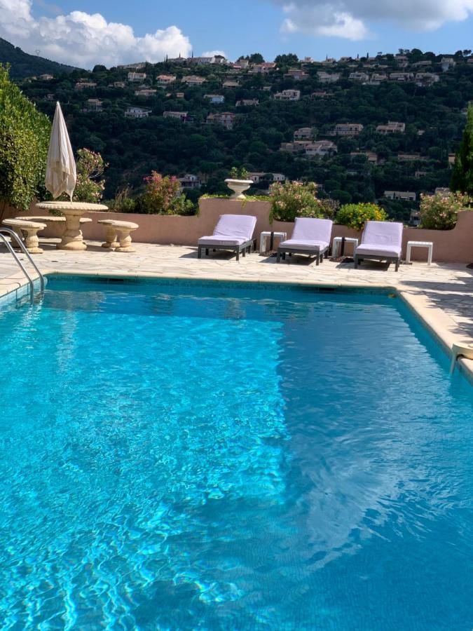Rez-De Villa Piscine Кавалер-сюр-Мер Экстерьер фото